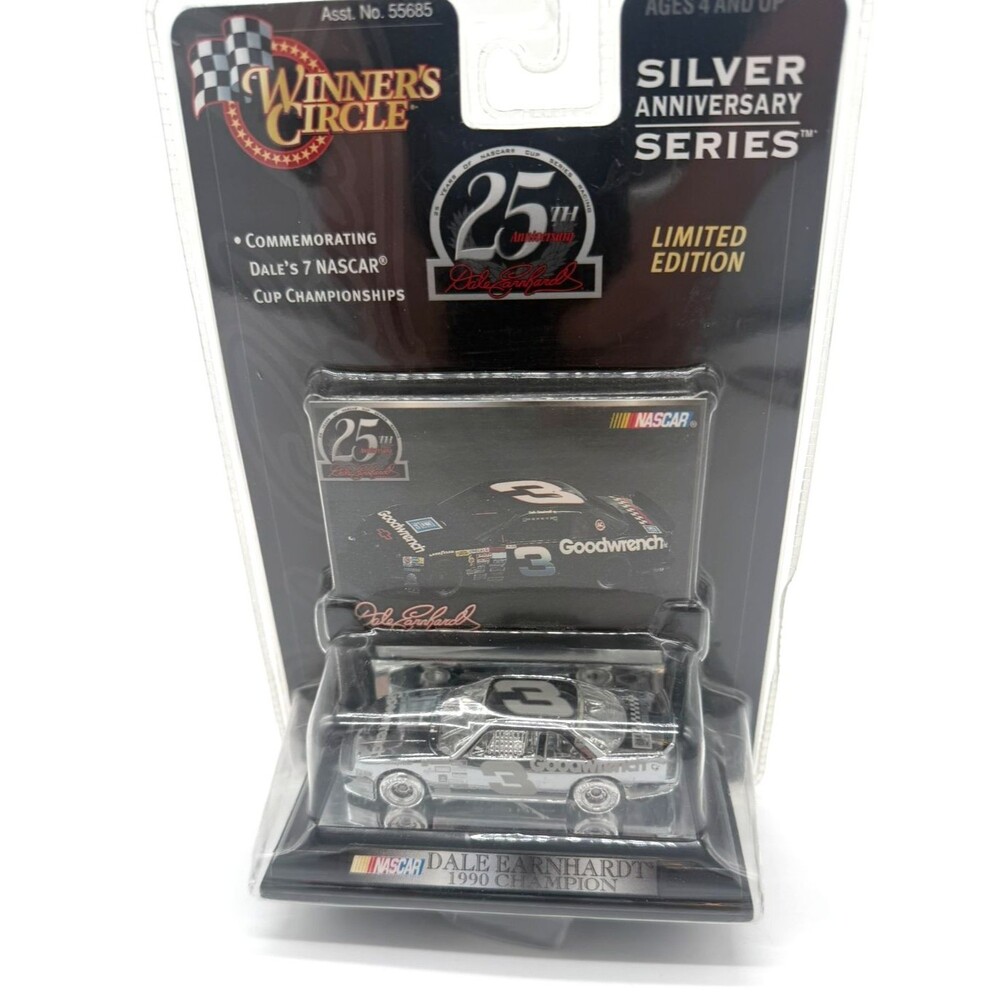 Winner's Circle Dale Earnhardt 1990 Champion Silver Anniversary Chrome 1:64 1999